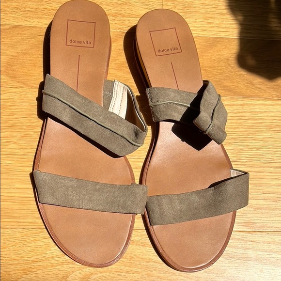 NWT | Dolce Vita Tan Sandals Two-Strap Design - Picture 1 of 6